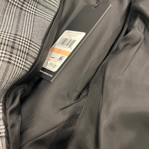 Karl Lagerfeld 3 button plaid blazer - Picture 4 of 6